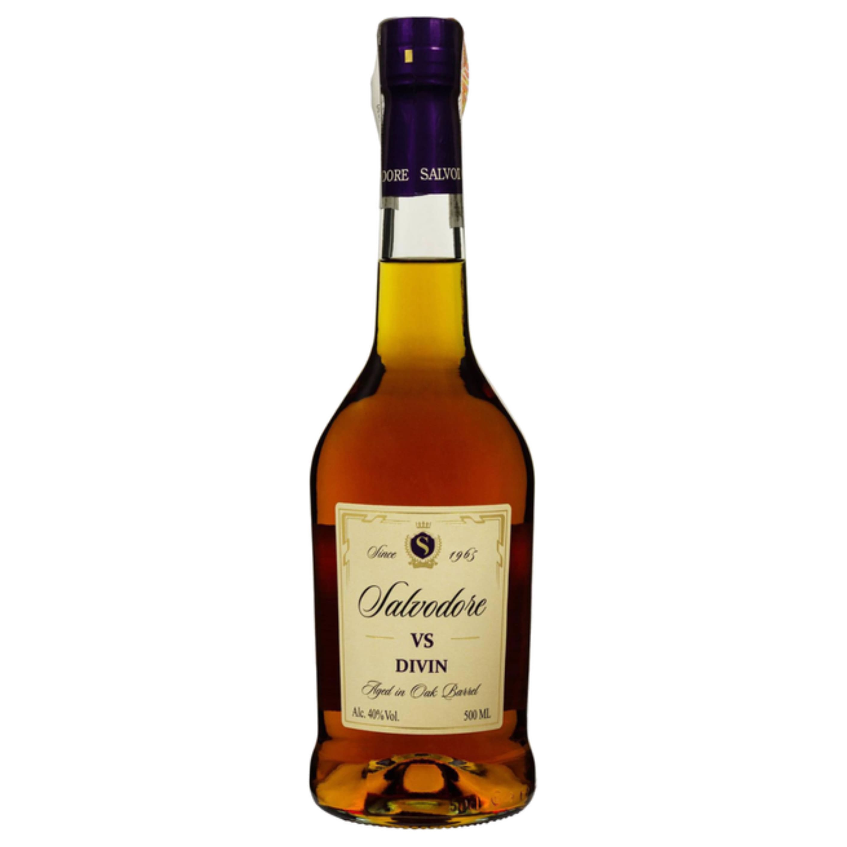 Дівін молдовський Salvodore VS 40% 0.5 л